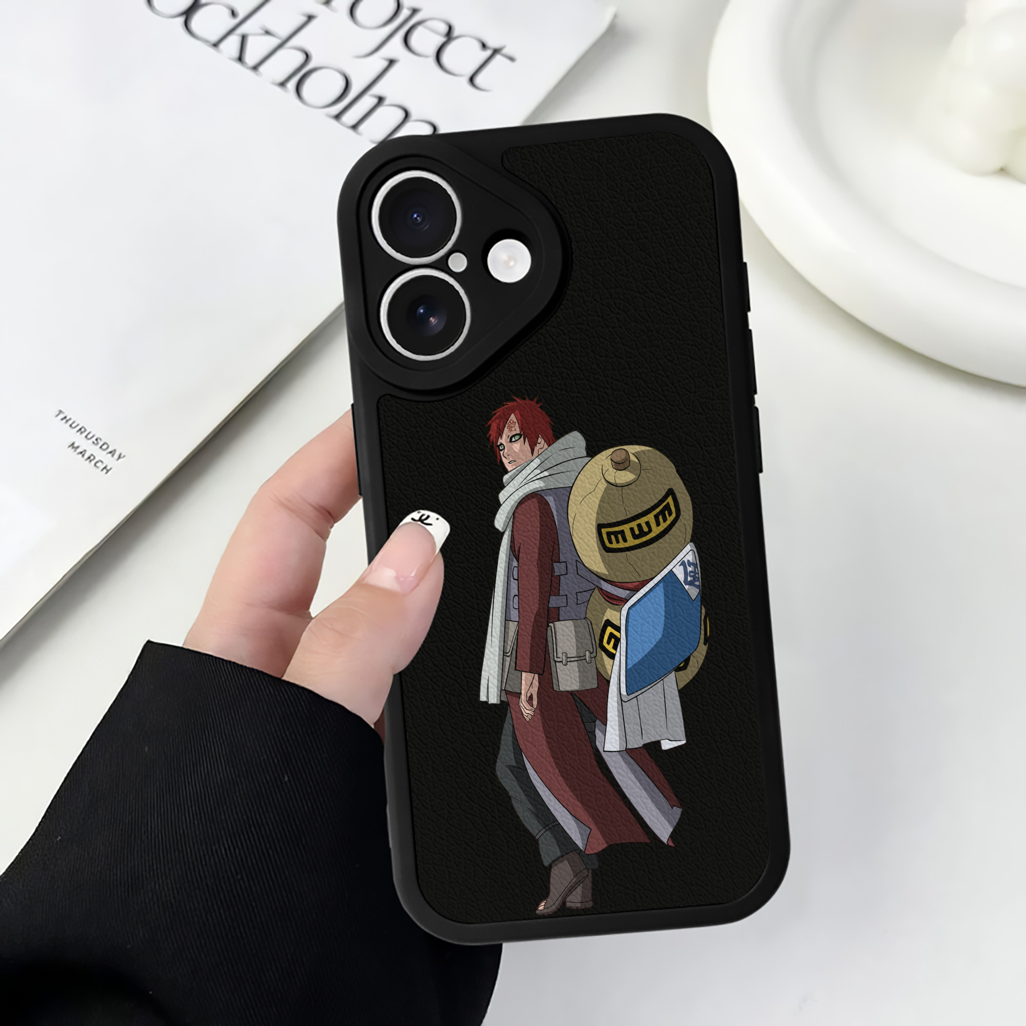 （画像用） NARUTO -ナルト- ガアラ Gaara 【iPhone 16シリーズ対応】シリコンスマホケース（レザー調） 材質：シリコン